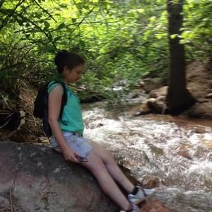 Meet your Posher, Danielle